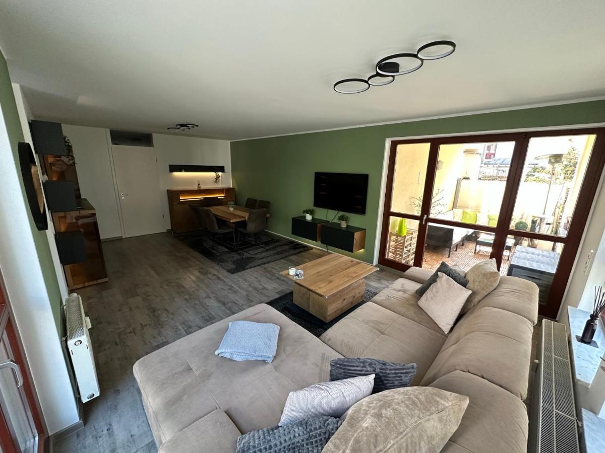 Fhv01 - Ferienwohnung 100M² 6 Personen Garten Und Terrasse 2X Wc Taucha Bagian luar foto